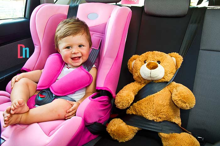 Car seat stroller safety features Car seat stroller safety features