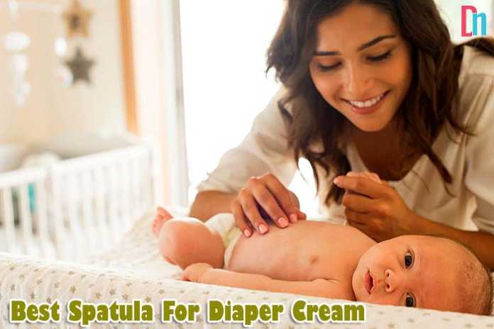 Spatula for diaper cream